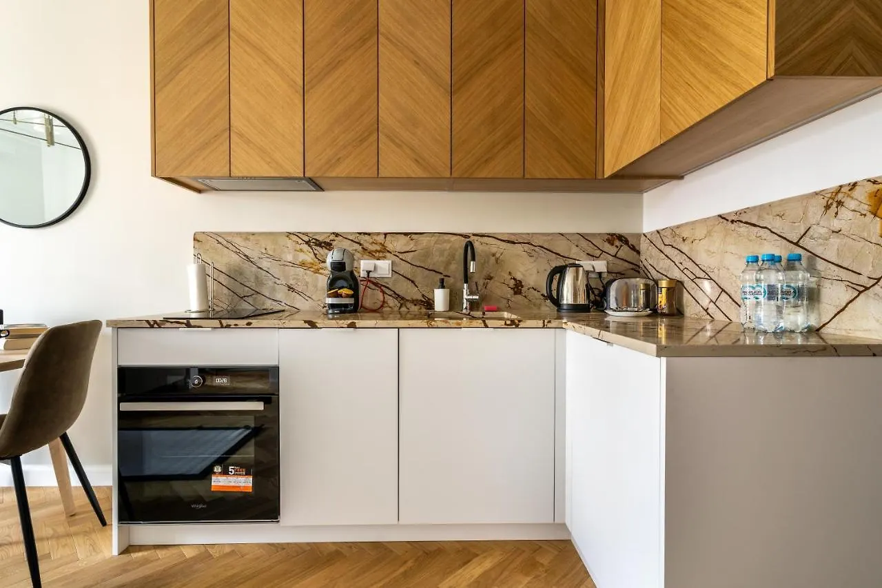 وارسو Apartamenty Mennica Residence - Golden Apartments بولندا