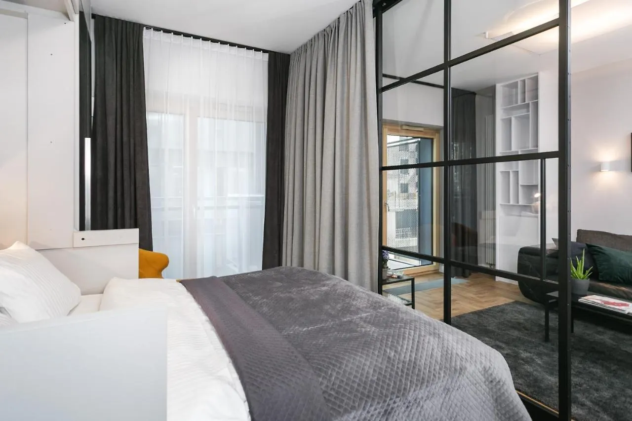 Apartamenty Mennica Residence - Golden Apartments Warsaw Poland