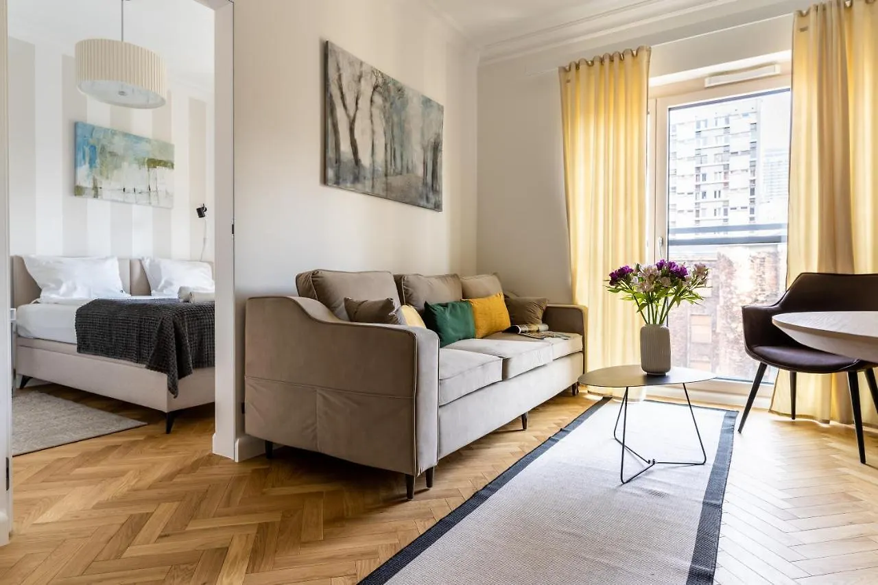 Apartamenty Mennica Residence - Golden Apartments Warsaw Poland
