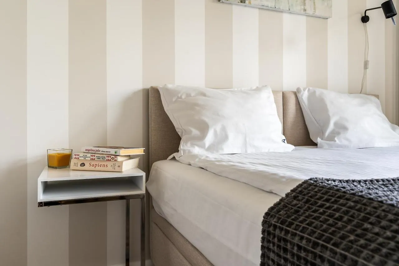 Apartamenty Mennica Residence - Golden Apartments Warsaw